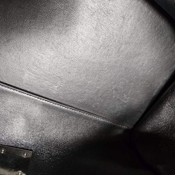 Auth Celine Medium Calfskin Trapeze Shoulder Handbag - Picture 16 of 16